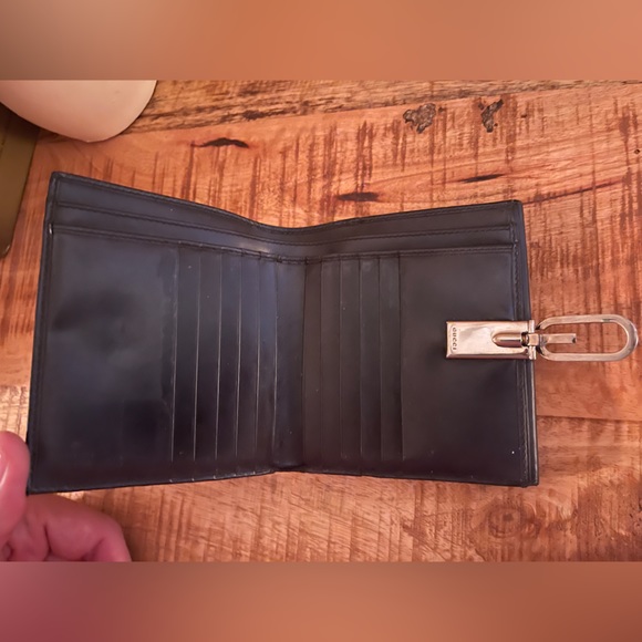 GUCCI Leather Compact Wallet Black - Picture 7 of 11